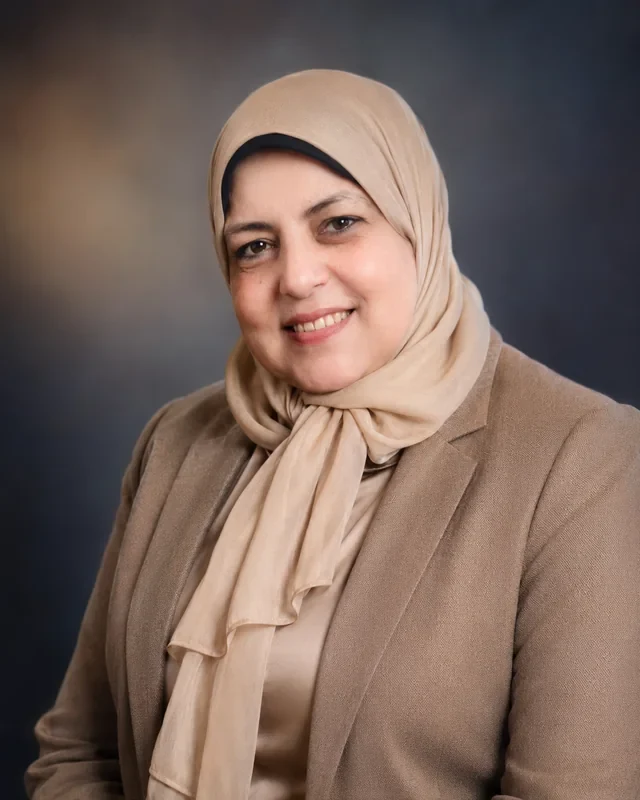 المدرب المميز في أكاديمية جي سي